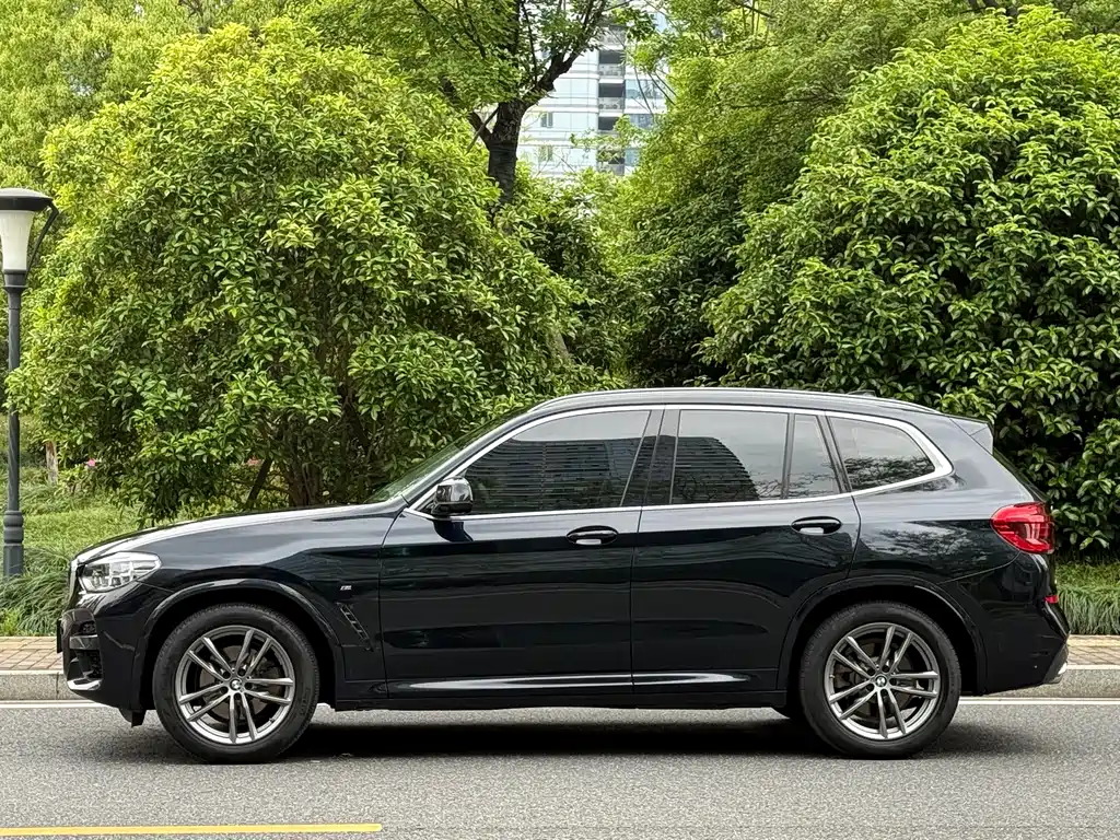 BMW X3 2021 facelift xDrive25i M sports package купить на сайте DeffCars