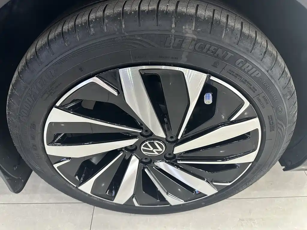 Passat 2022 330TSI Starry Sky Deluxe Edition купить на сайте DeffCars