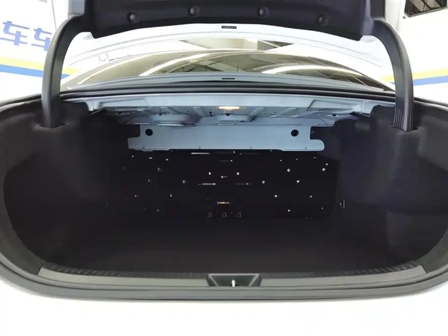 Mercedes-Benz A-Class 2024 facelift A 200 L fashionable model купить на сайте DeffCars