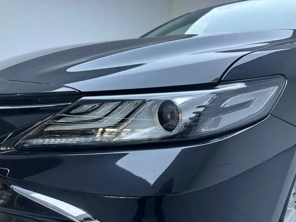 Camry 2021 2.0G Deluxe Edition купить на сайте DeffCars