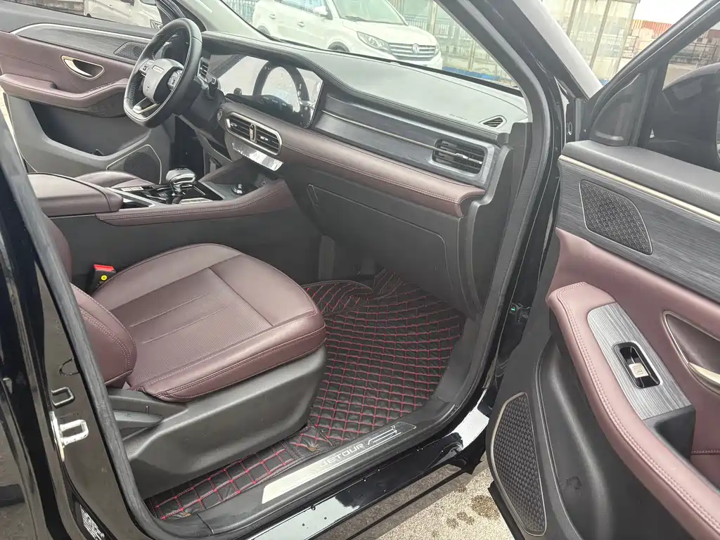 Jietu X90 PLUS 2024 model 1.6TD DCT villa 7 seats купить на сайте DeffCars