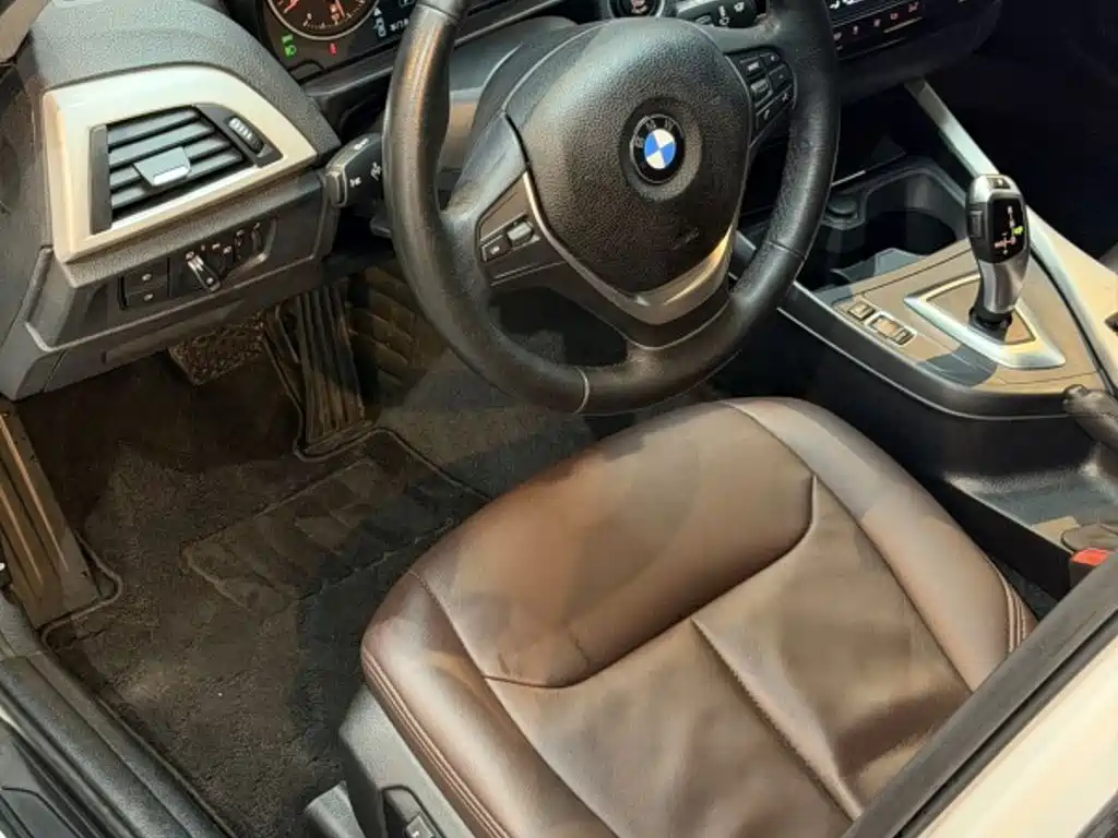 BMW 1 Series imported 2016 120i leading model купить на сайте DeffCars