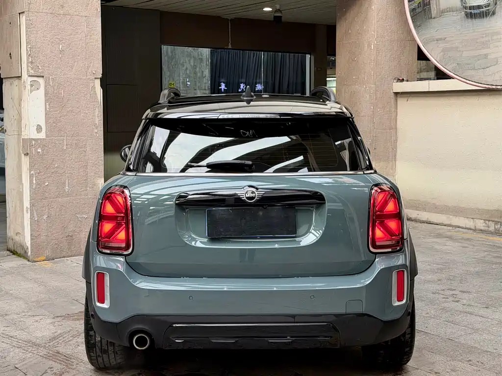 MINI COUNTRYMAN 2021 1.5T COOPER ALL4 Connoisseur купить на сайте DeffCars
