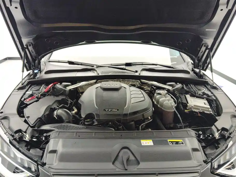 Audi A4L 2020 40 TFSI luxury and dynamic model купить на сайте DeffCars