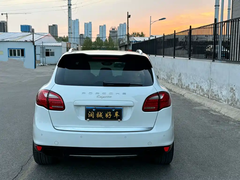 Cayenne 2014 Cayenne Platinum Edition 3.0T купить на сайте DeffCars