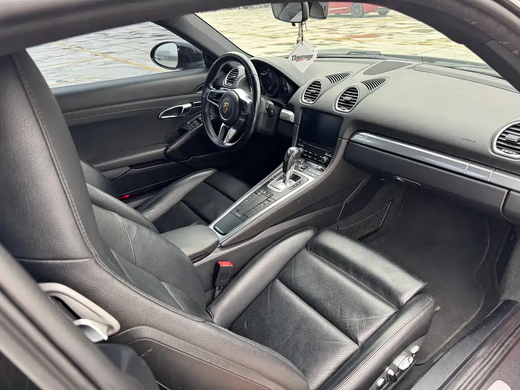 Porsche 718 2018 Cayman 2.0T купить на сайте DeffCars