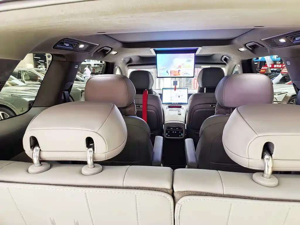 Denza N8L 2025 flagship model купить на сайте DeffCars