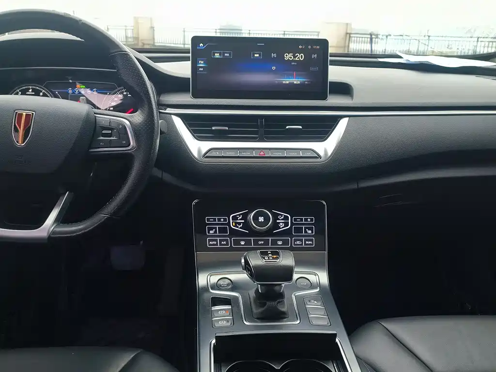 Hongqi H5 2020 1.8T automatic smart connected flag version купить на сайте DeffCars