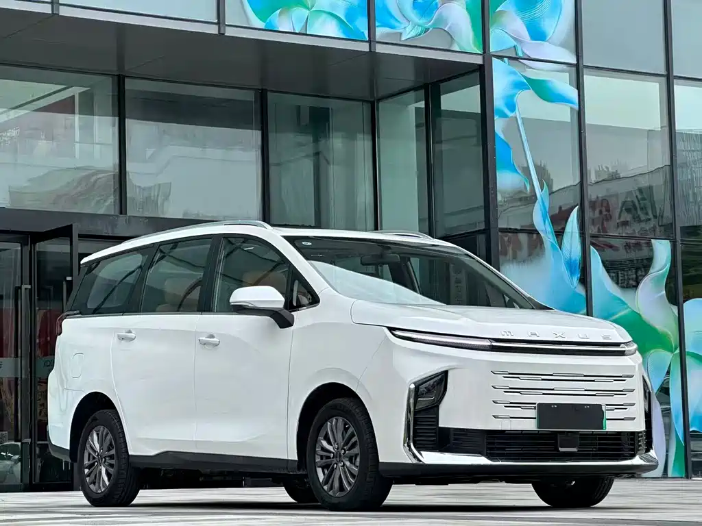 SAIC Maxus G50 plug-in hybrid 2025 pilot version купить на сайте DeffCars