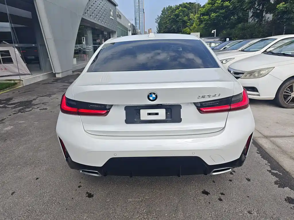 BMW 3 Series 2025 325Li M Sports Package купить на сайте DeffCars