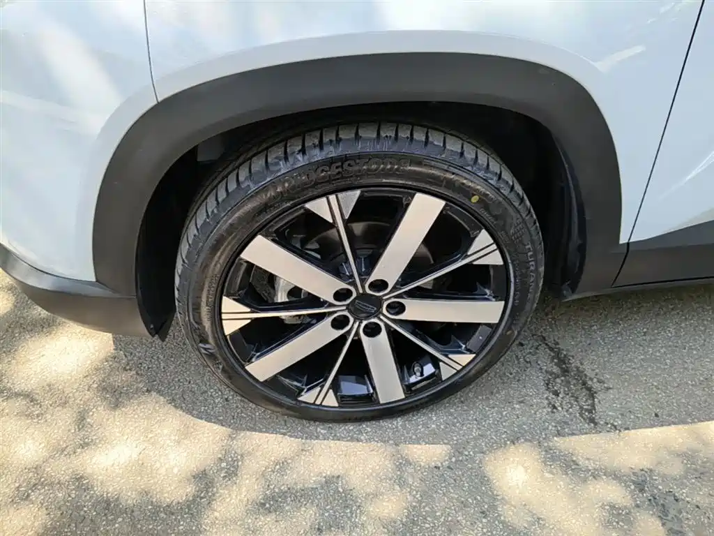 Geely ICON 2023 1.5TD protagonist купить на сайте DeffCars