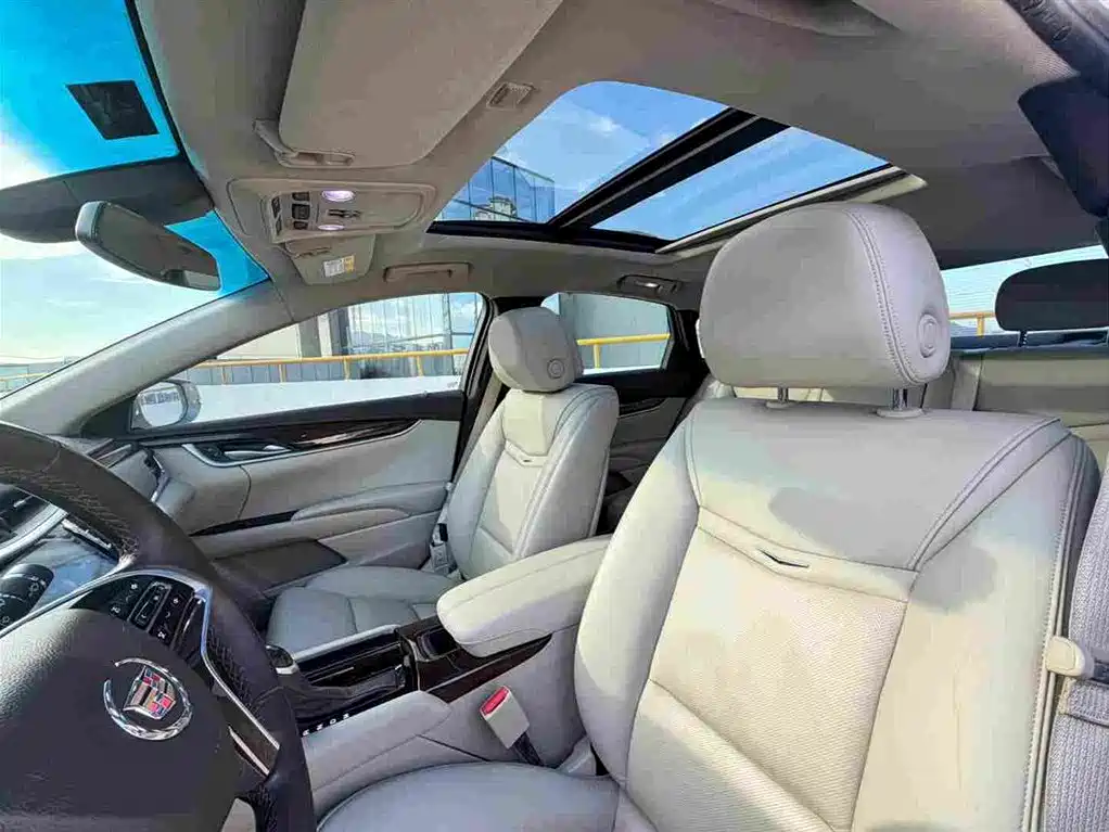 Cadillac XTS 2014 28T Comfort Model купить на сайте DeffCars