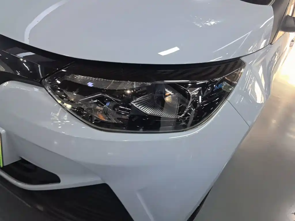 Yizhi EV2 2024 model 201km comfort model купить на сайте DeffCars