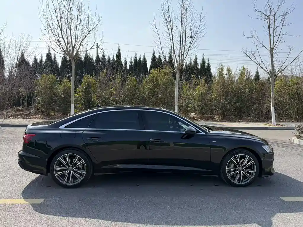 Audi A6L 2022 55 TFSI quattro exclusive dynamic model купить на сайте DeffCars