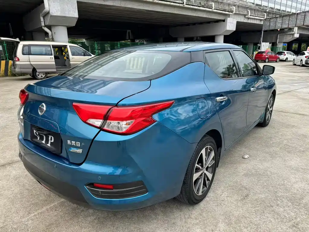 Bluebird 2019 1.6L CVT Cool Edition National VI купить на сайте DeffCars