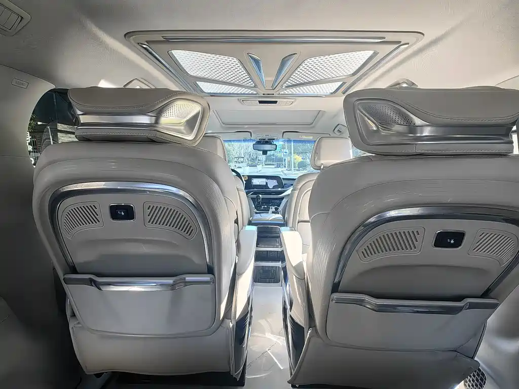 Buick GL8 2023 ES Lu Zun Exclusive Heyue Edition купить на сайте DeffCars