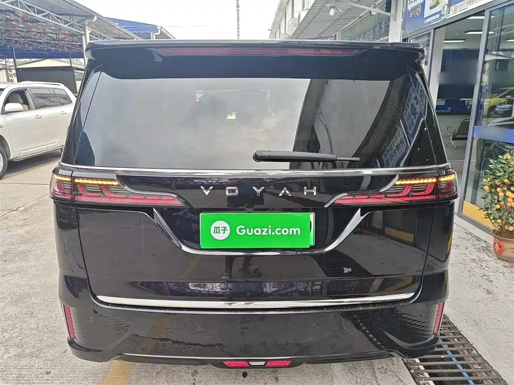 Lantu Dreamer 2022 Low Carbon Version Dream+Smart Package купить на сайте DeffCars