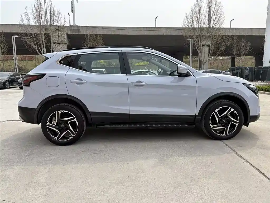 Qashqai 2025 Honor 2.0L CVT XV+ Leading Edition купить на сайте DeffCars