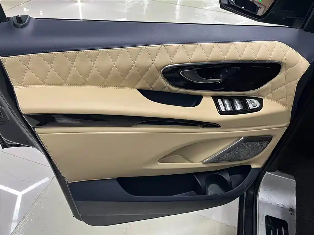 Vito 2018 2.0T Business Edition National VI купить на сайте DeffCars