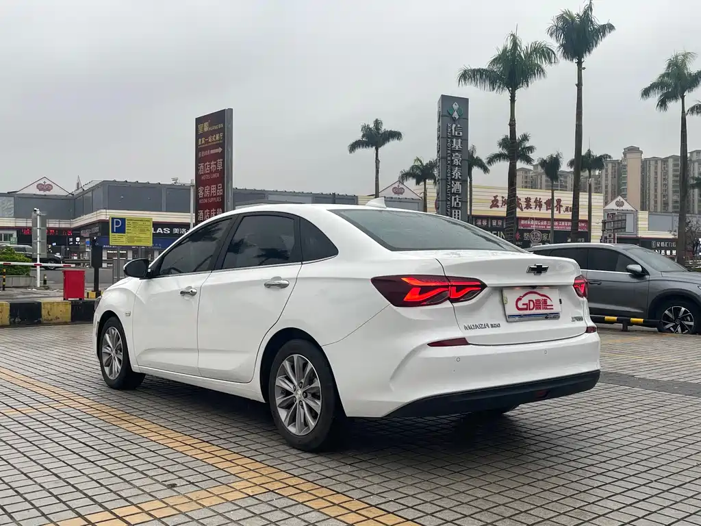 Cruze 2021 320 Automatic Sunroof Edition купить на сайте DeffCars