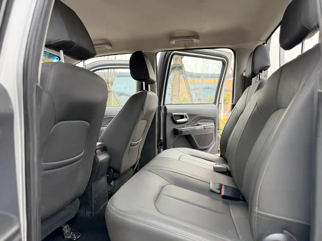 Fengjun 5 2021 2.0T diesel two-wheel drive super affordable large double-row National VI GW4D20M купить на сайте DeffCars