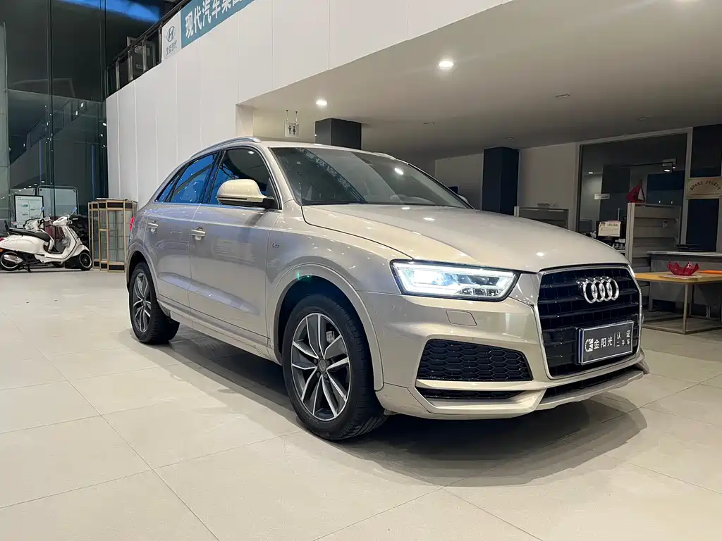 Audi Q3 2018 30 TFSI Fashionable Collection Edition купить на сайте DeffCars