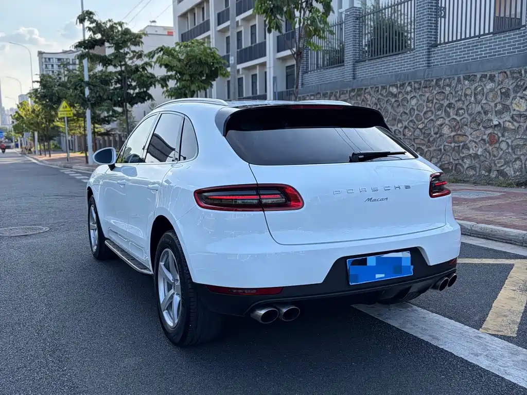 Macan 2016 Macan 2.0T купить на сайте DeffCars