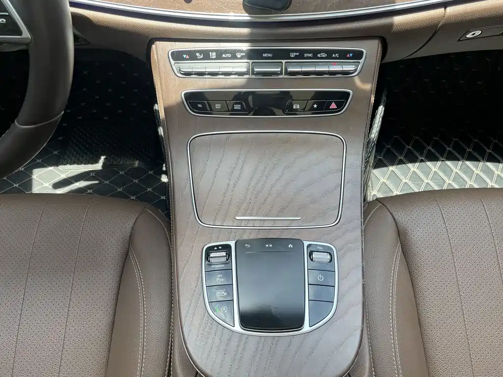 Mercedes-Benz E-Class 2021 E 300 L Fashion Model купить на сайте DeffCars