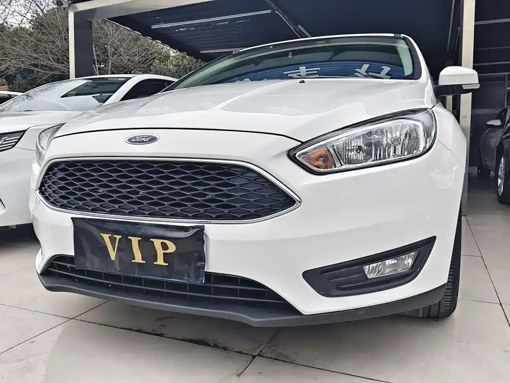 Focus 2018 hatchback classic 1.6L automatic comfort smart mobility version купить на сайте DeffCars