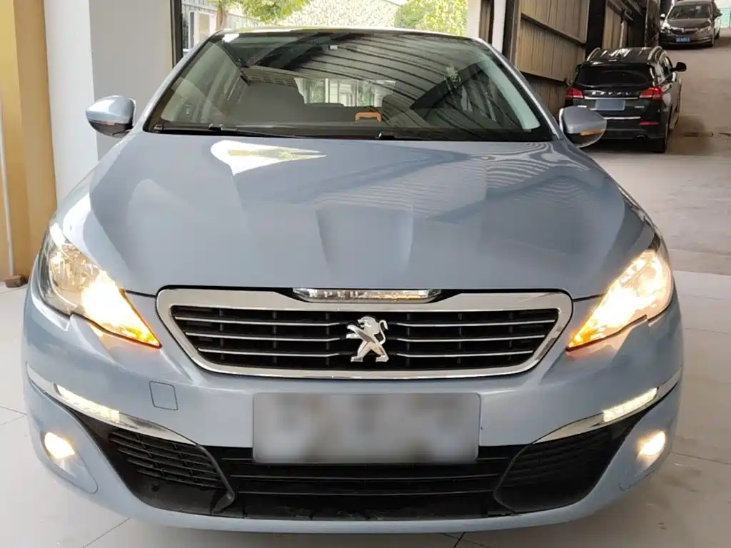 Peugeot 308S 2015 1.2T Automatic Jinchi Edition купить на сайте DeffCars