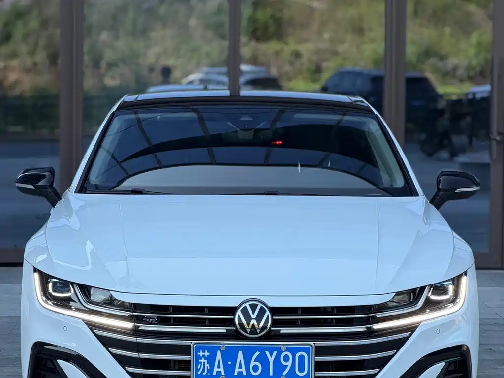 FAW-Volkswagen CC 2023 380TSI Dazzling Edition купить на сайте DeffCars