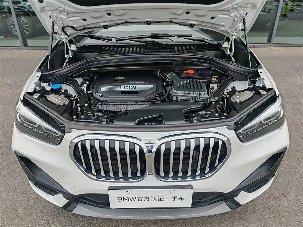 BMW X1 2022 sDrive25Li Leading Model купить на сайте DeffCars