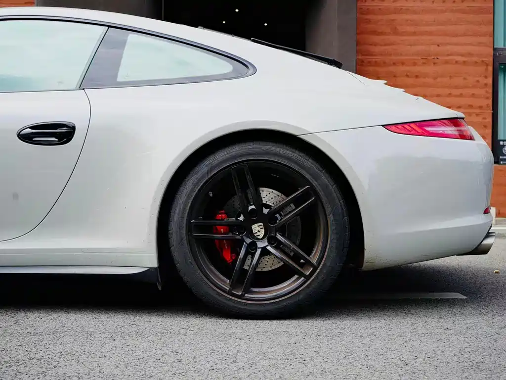 Porsche 911 2013 Carrera 4S 3.8L купить на сайте DeffCars