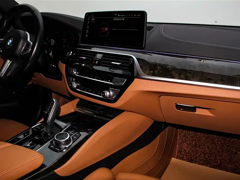 BMW 6 Series GT 2021 630i M Sports Package купить на сайте DeffCars