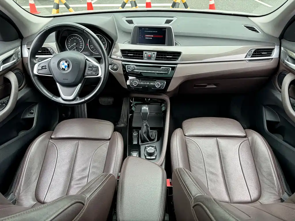 BMW X1 2018 sDrive18Li Exclusive Model купить на сайте DeffCars