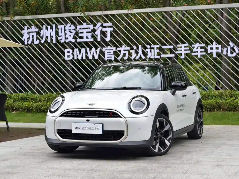 MINI 2025 2.0T COOPER S Artist Five-Door Edition купить на сайте DeffCars