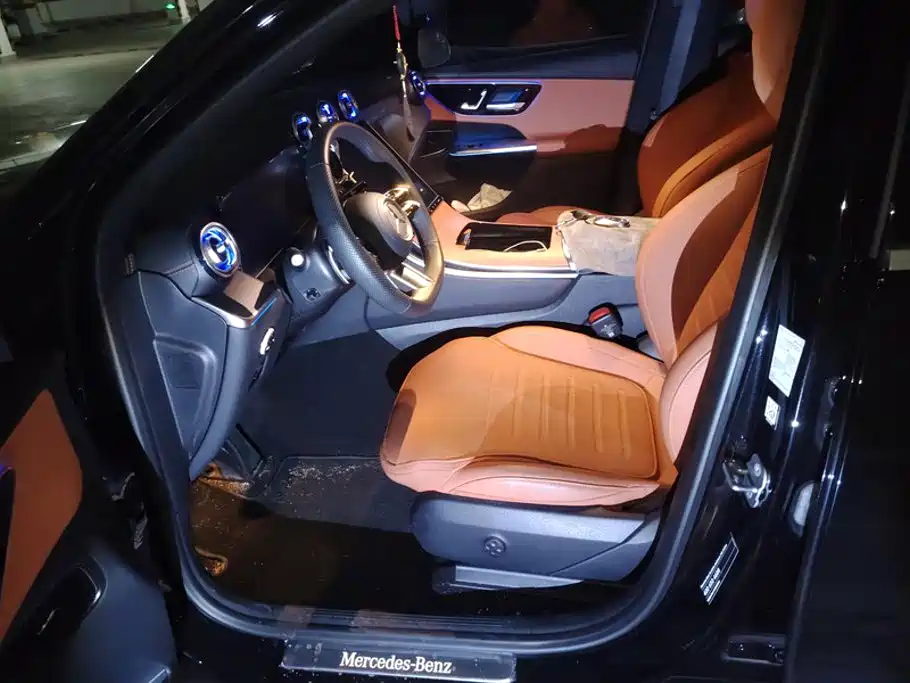Mercedes-Benz GLC 2024 GLC 260 L 4MATIC luxury model 5 seats купить на сайте DeffCars