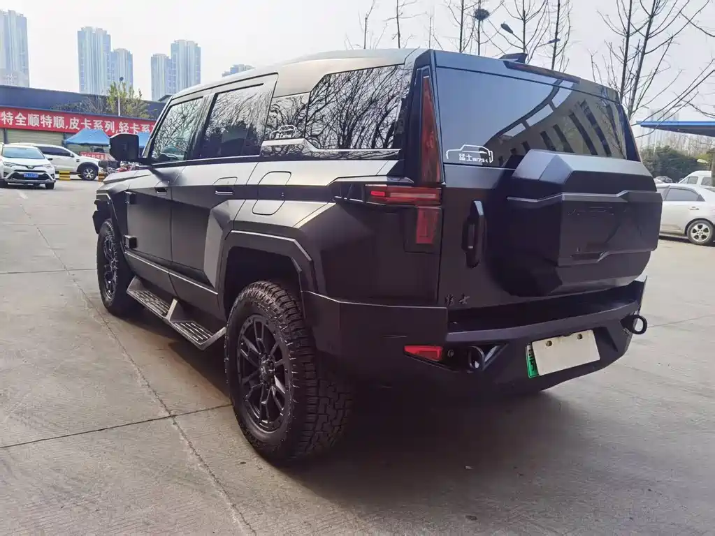 Warrior 917 2023 extended range basic version купить на сайте DeffCars