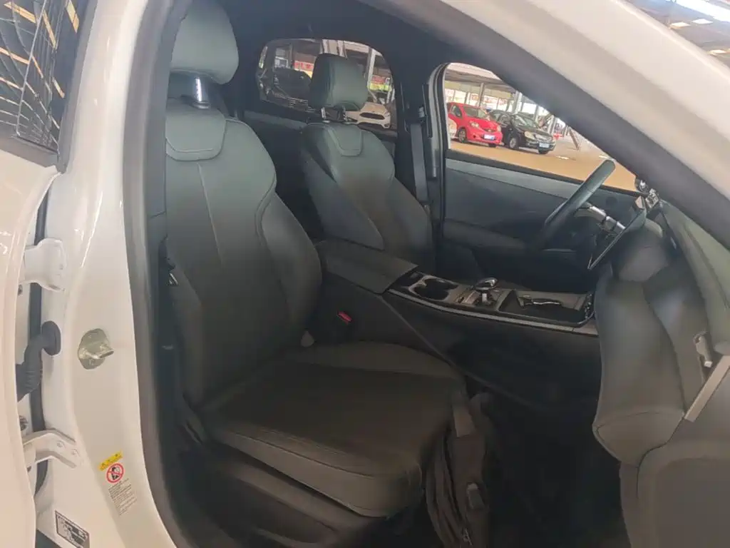 Qin PLUS 2025 DM-i smart driving version 55KM leading model купить на сайте DeffCars