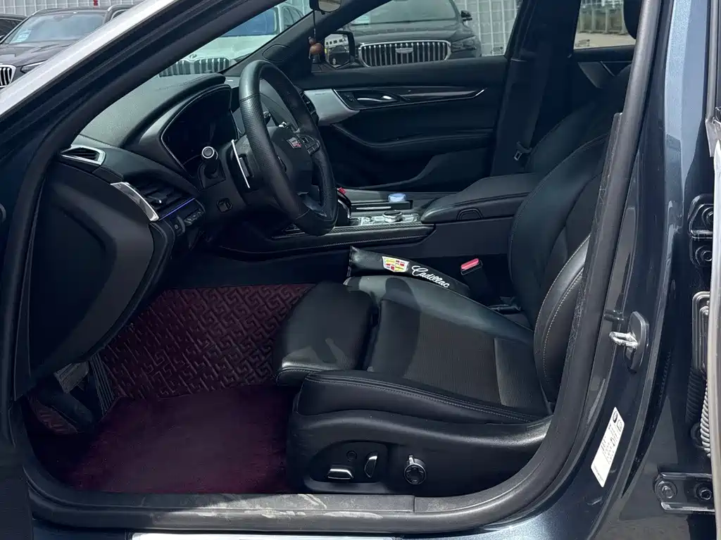 Cadillac CT5 2021 28T Platinum Sports Model купить на сайте DeffCars