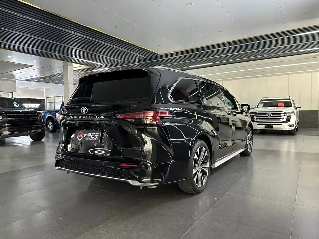 Grevia 2024 2.5L Hybrid Premium PLUS Edition купить на сайте DeffCars