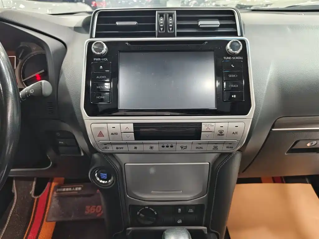 Prado 2018 3.5L automatic TX-L rear mounted spare tire купить на сайте DeffCars