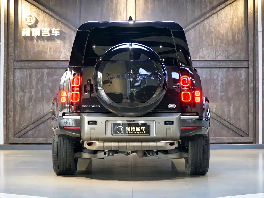 Land Rover Defender 2024 110 3.0T P400 X-DYNAMIC HSE купить на сайте DeffCars