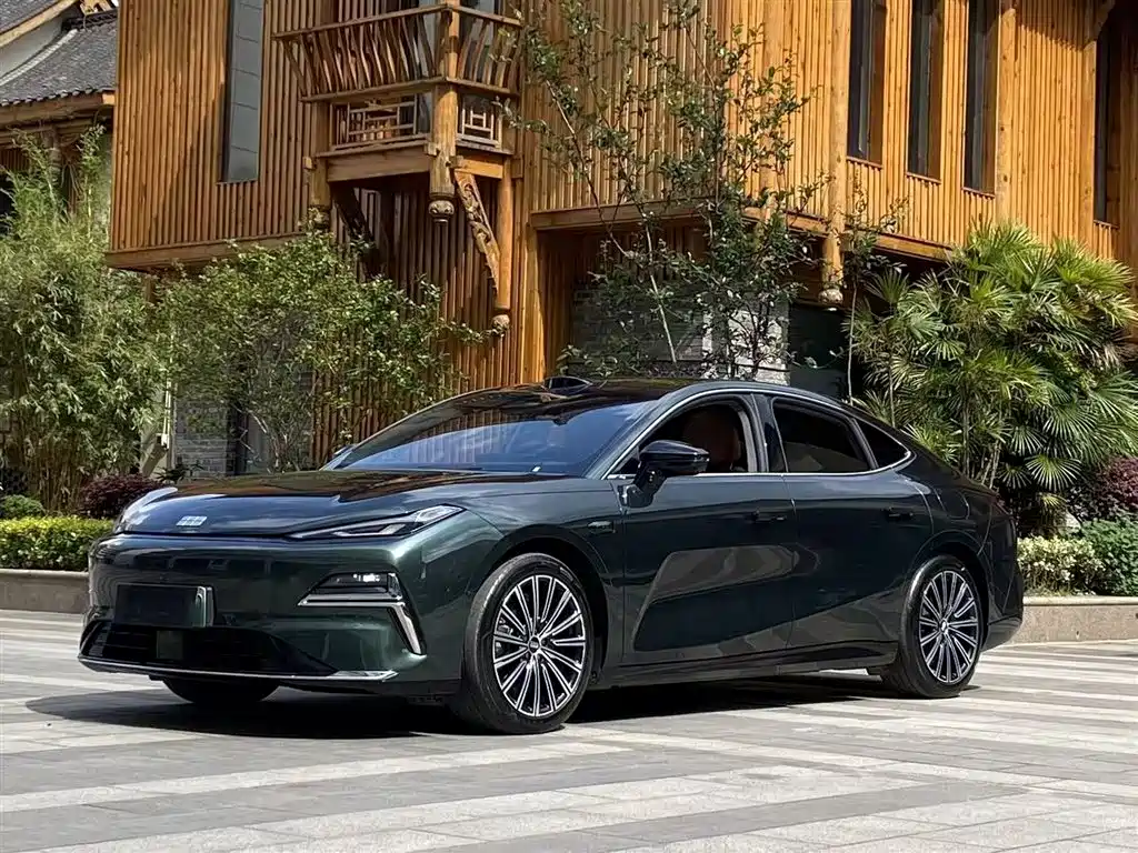 Galaxy Star 8 2025 130km EM-P Starship Edition купить на сайте DeffCars