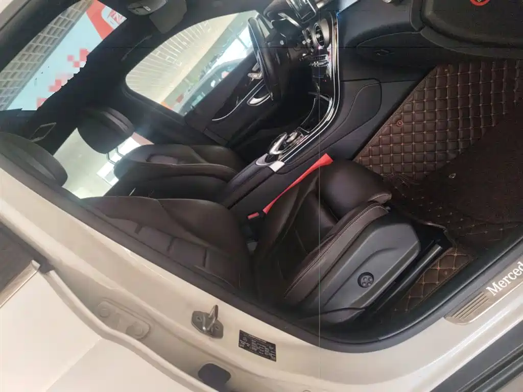 Mercedes-Benz GLC 2019 GLC 260 L 4MATIC luxury model купить на сайте DeffCars