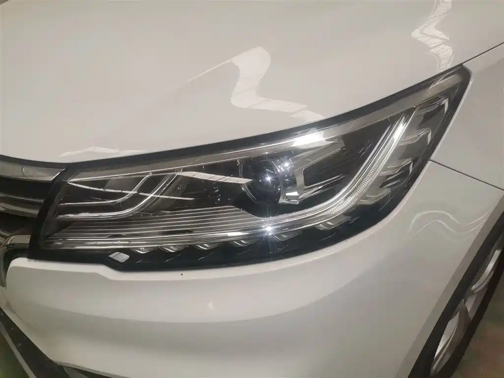 Roewe RX3 2020 1.6L Manual Super Cool Enterprising Edition купить на сайте DeffCars