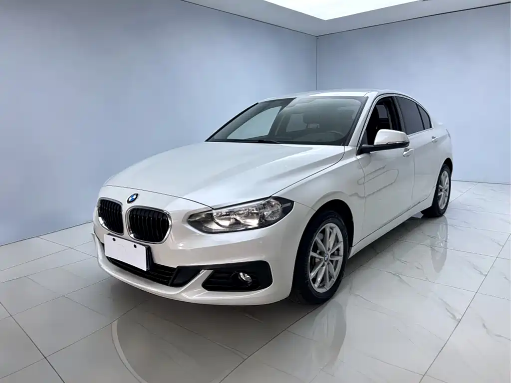 BMW 1 Series 2018 118i Fashion Model купить на сайте DeffCars