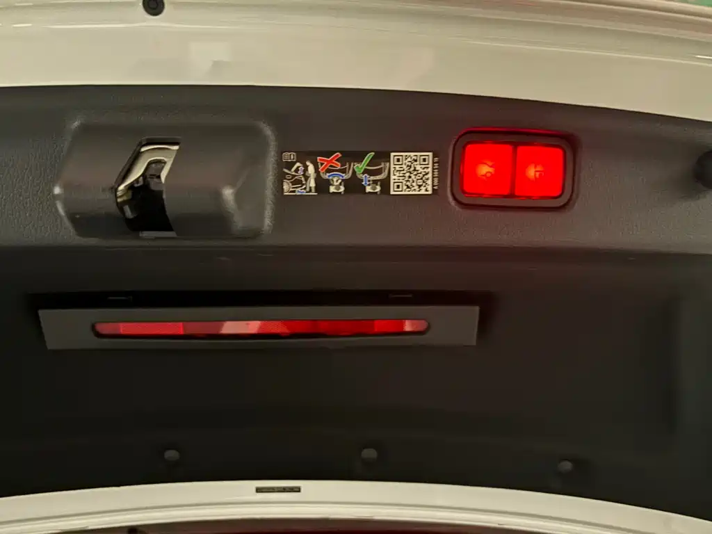 Mercedes-Benz C-Class 2023 facelift C 260 L Haoye Sports Edition купить на сайте DeffCars