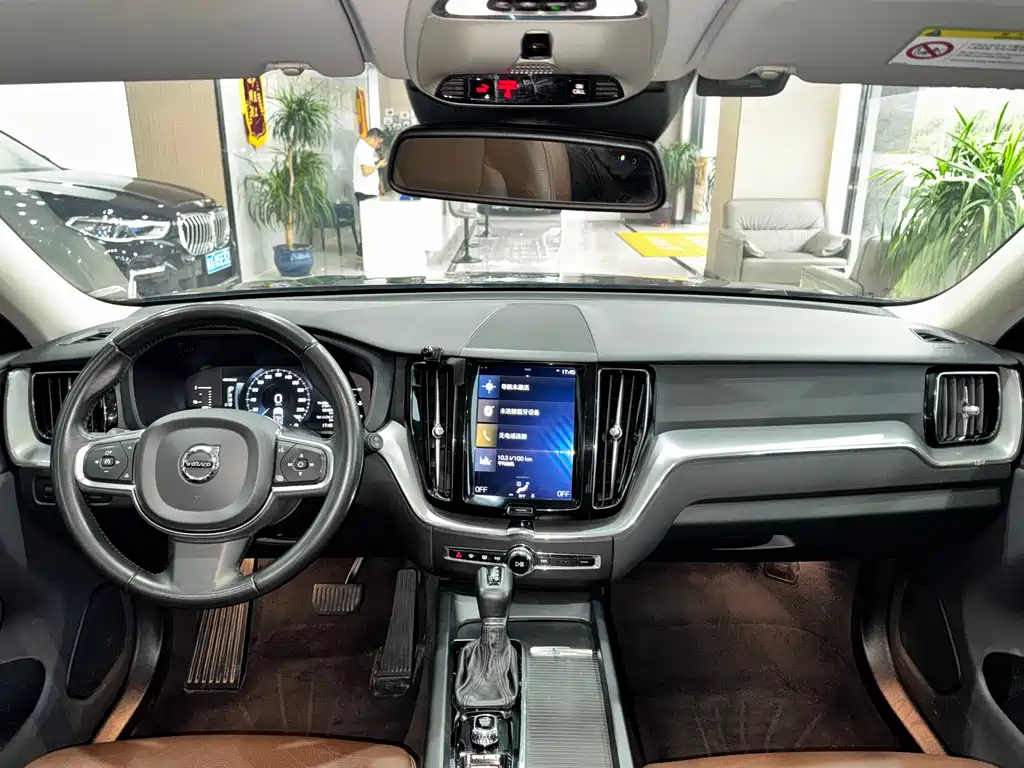 Volvo XC60 2020 T5 four-wheel drive Zhiyi Luxury Edition купить на сайте DeffCars