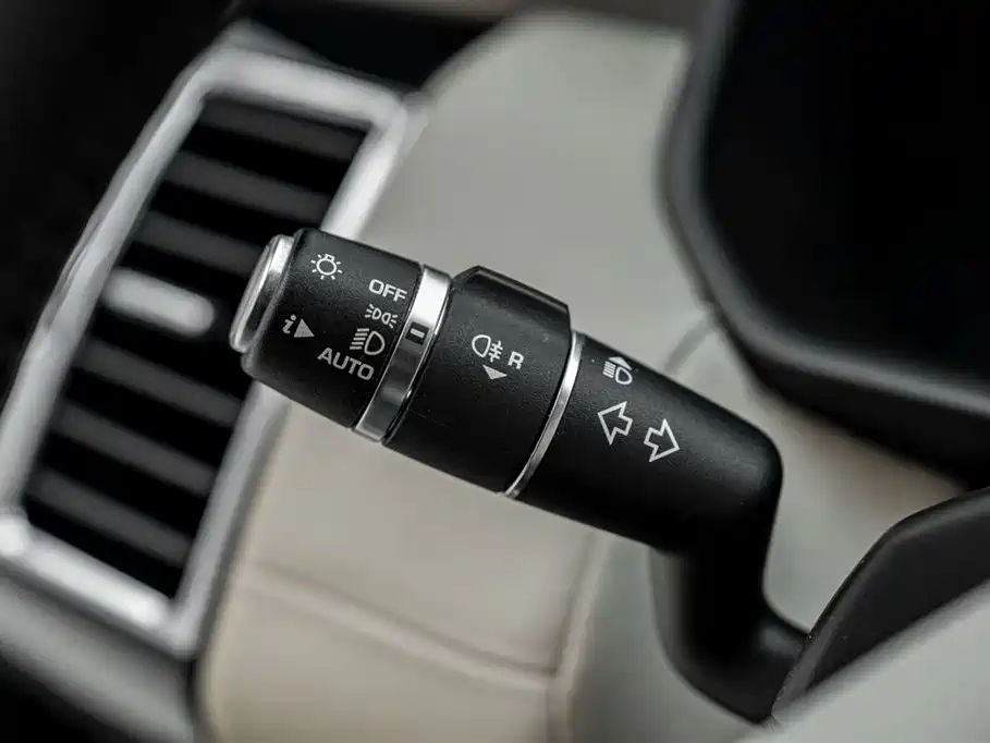 Discover 2019 3.0 SC V6 HSE купить на сайте DeffCars